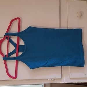 Lululemon Atletica Racerback, Size 4, Turquoise Color 😀♥️